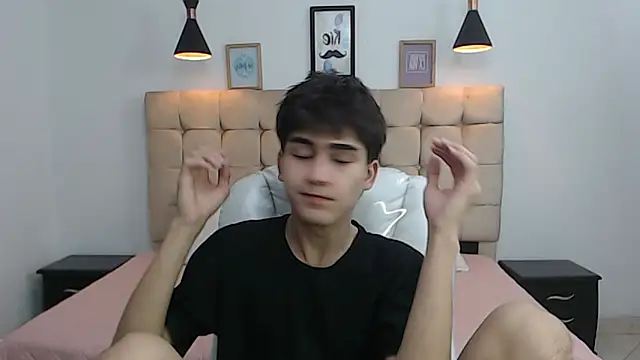 Tommy18   online show from 01-21-25, 06:22