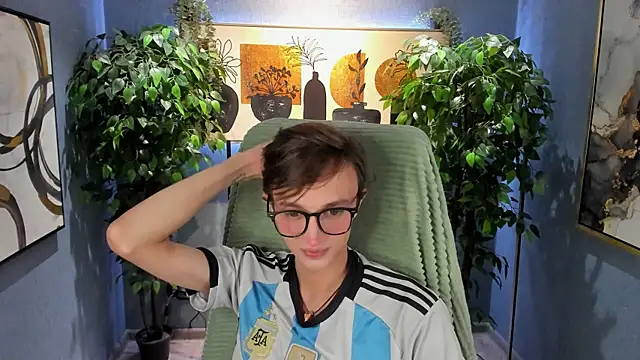 John Weasley online show from 09-11-25, 09:04