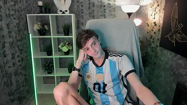 John Weasley online show from 11-07-25, 01:11