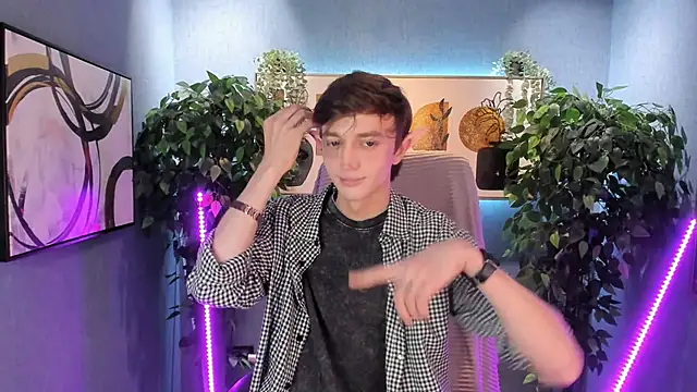 John Weasley online show from 11-14-25, 02:05