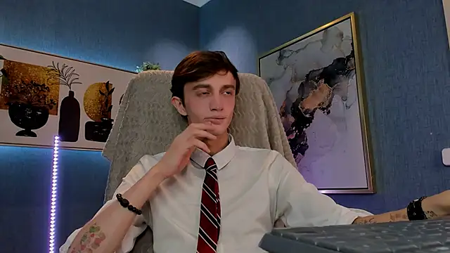 John Weasley online show from 11-30-25, 01:59