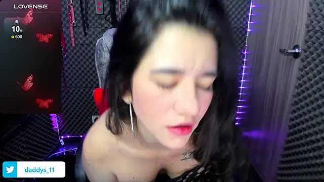 Snapshot of lilihot_ chatting on 01-14-25, 02:32 lilihot online show from 01-14-25, 02:32