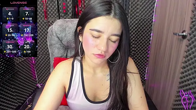 Snapshot of lilihot_ chatting on 09-25-25, 02:43 lilihot online show from 09-25-25, 02:43