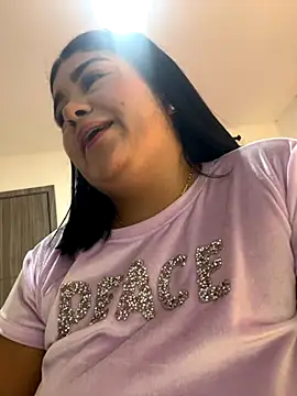 Snapshot of karla_hotgirl chatting on 09-13-25, 01:49 karla hotgirl online show from 09-13-25, 01:49