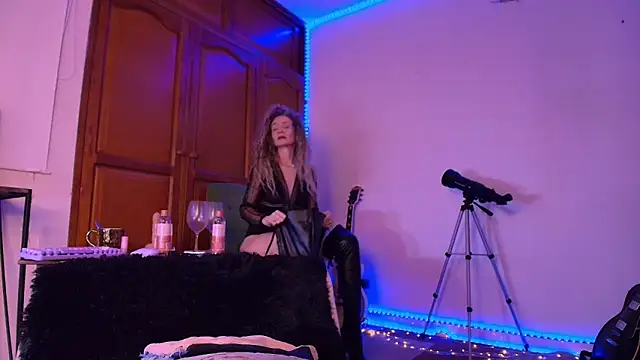 antonelawow online show from 03-04-26, 12:05