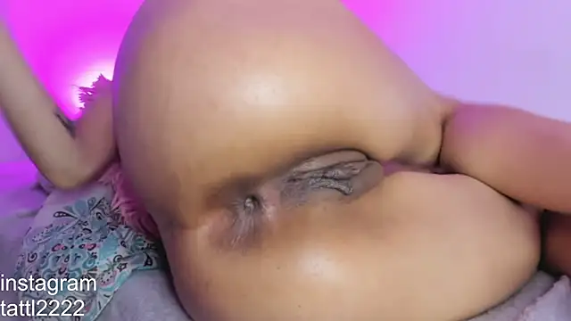 Snapshot of tattl2222 chatting on 02-26-25, 02:04 tattl2222 online show from 02-26-25, 02:04