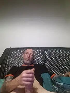 Snapshot of filthymind619 chatting on 04-20-26, 04:43 filthymind619 online show from 04-20-26, 04:43