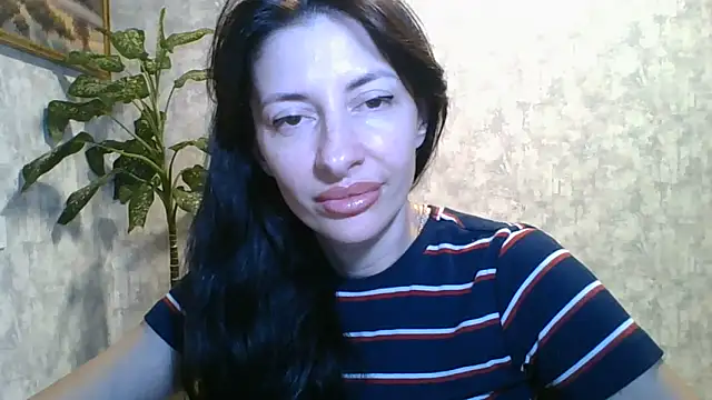 Snapshot of LissaBlossom chatting on 06-08-26, 03:12 LissaBlossom online show from 06-08-26, 03:12