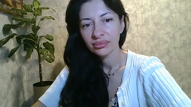 Snapshot of LissaBlossom chatting on 06-14-26, 03:19 LissaBlossom online show from 06-14-26, 03:19