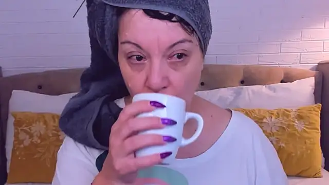 SarahGrays online show from 03-09-25, 11:03