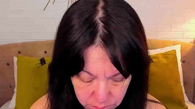 SarahGrays online show from 01-14-26, 07:58