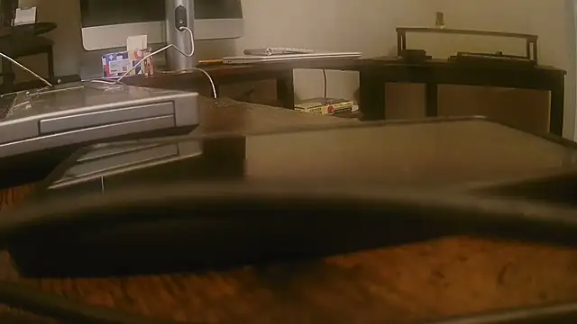 Snapshot of MrDaddyBbSnake chatting on 06-02-26, 01:40 MrDaddyBbSnake online show from 06-02-26, 01:40