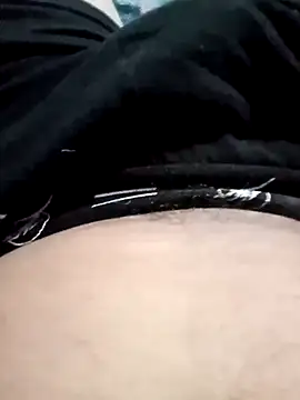 Snapshot of aiandru chatting on 03-12-25, 07:24 aiandru online show from 03-12-25, 07:24