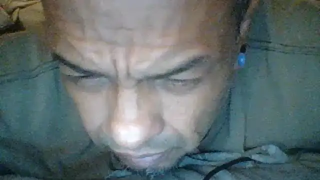 Snapshot of Nice_n_hairy580 chatting on 12-14-25, 07:47 Nice n hairy580 online show from 12-14-25, 07:47