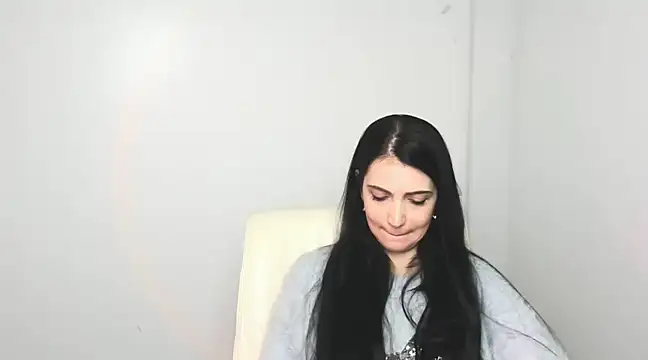 Amalia amor online show from 01-12-25, 03:46