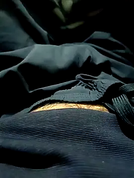 TOPMOON001 online show from 01-26-25, 08:13