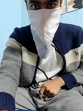 TOPMOON001 online show from 02-04-25, 11:27