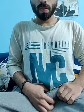 TOPMOON001 online show from 02-16-25, 12:21