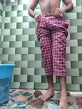 TOPMOON001 online show from 10-16-25, 06:36