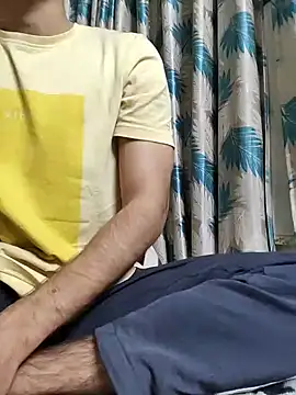 TOPMOON001 online show from 03-04-26, 06:58