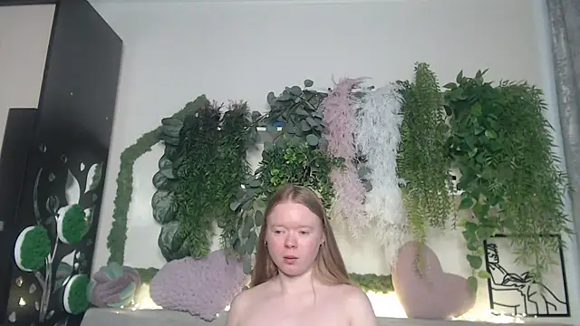 Snapshot of scyrim2 chatting on 03-18-25, 10:03 scyrim2 online show from 03-18-25, 10:03