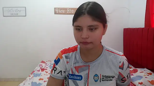 Snapshot of diva_sexyhot chatting on 01-15-25, 02:35 diva sexyhot online show from 01-15-25, 02:35