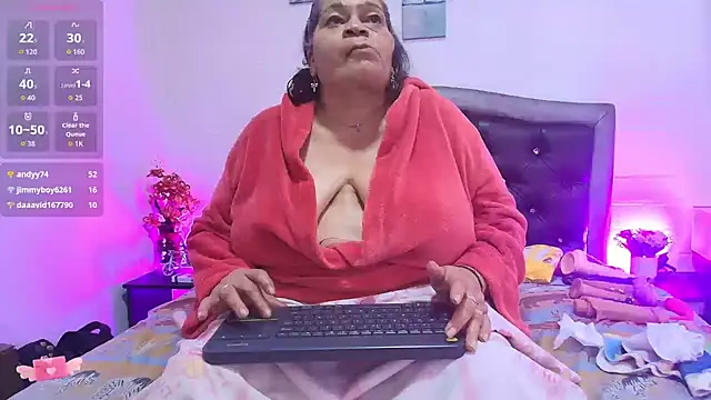 VickyBoobss online show from 07-16-26, 08:53