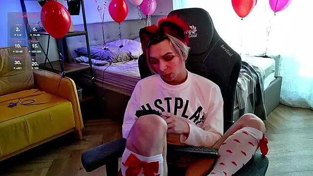 Snapshot of leon_yuugen chatting on 02-12-25, 08:16 leon yuugen online show from 02-12-25, 08:16