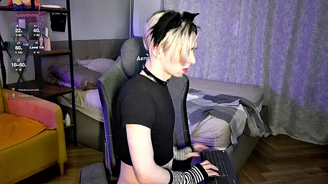 Snapshot of leon_yuugen chatting on 03-19-25, 05:28 leon yuugen online show from 03-19-25, 05:28