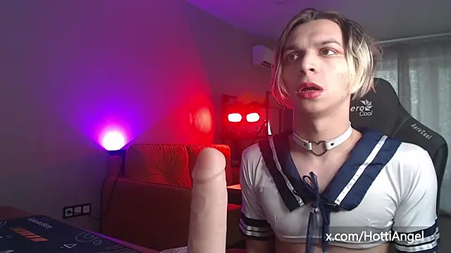 Snapshot of leon_yuugen chatting on 09-18-25, 02:19 leon yuugen online show from 09-18-25, 02:19