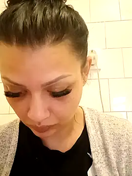 Snapshot of rosse26830 chatting on 03-18-26, 03:26 rosse26830 online show from 03-18-26, 03:26