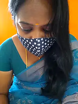 Snapshot of kanikasree chatting on 01-29-25, 07:04 kanikasree online show from 01-29-25, 07:04