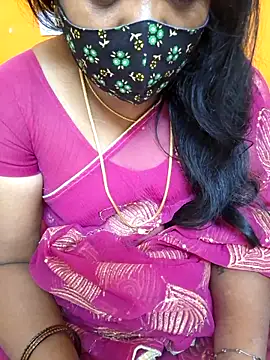 Snapshot of kanikasree chatting on 02-11-25, 09:35 kanikasree online show from 02-11-25, 09:35