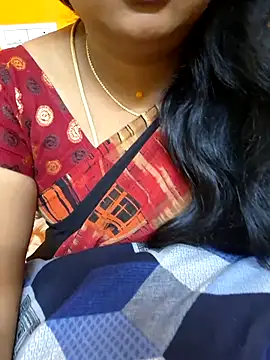 Snapshot of kanikasree chatting on 02-20-25, 01:19 kanikasree online show from 02-20-25, 01:19