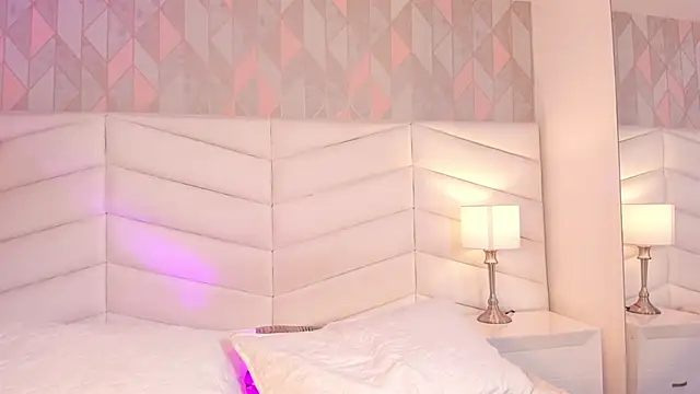 chelsea bolton  online show from 01-27-25, 04:54