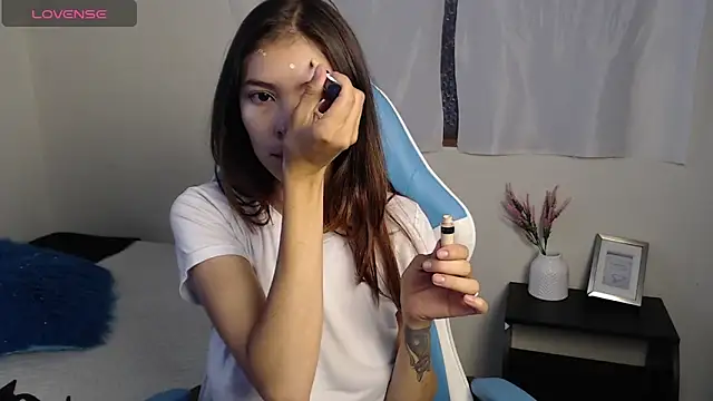 Aleska Miami online show from 03-21-25, 03:02