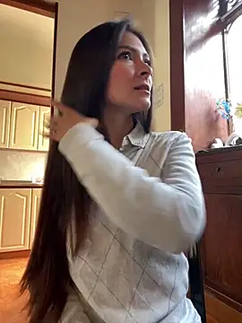 Aleska Miami online show from 02-18-26, 01:51