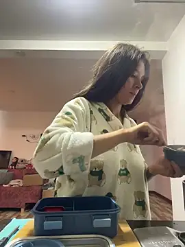 Aleska Miami online show from 04-06-26, 01:12