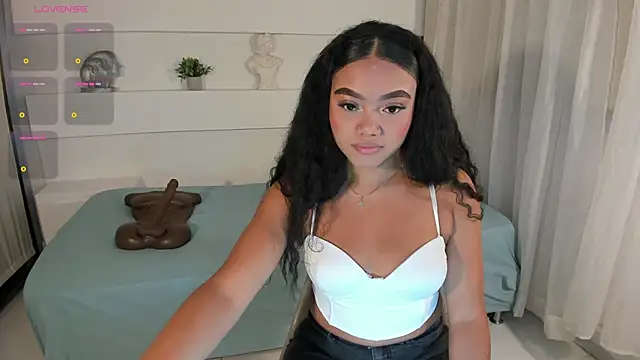 Snapshot of JasmineRose7 chatting on 10-11-25, 01:20 JasmineRose7 online show from 10-11-25, 01:20