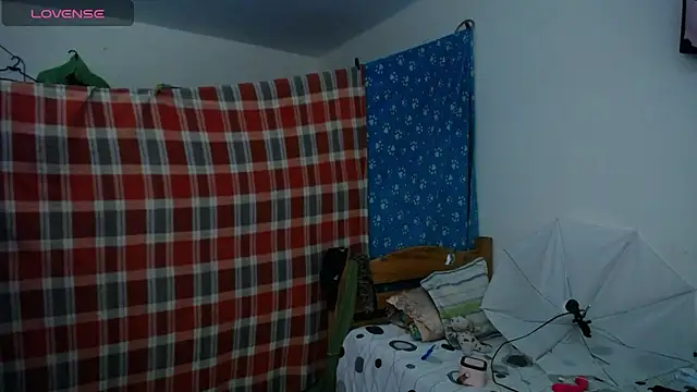 boysLittle online show from 01-09-26, 09:45