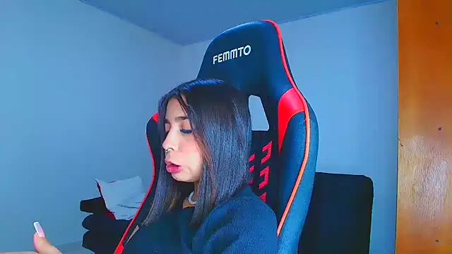 Rousse violett online show from 12-01-25, 09:09