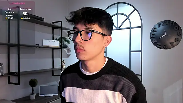 Snapshot of tim__fox chatting on 01-06-26, 11:58 tim fox online show from 01-06-26, 11:58