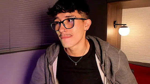 Snapshot of tim__fox chatting on 02-05-26, 11:37 tim fox online show from 02-05-26, 11:37