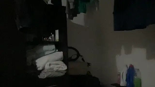 LunaBeya online show from 12-22-25, 11:51