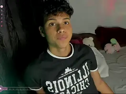 Snapshot of dani_angels__ chatting on 01-15-25, 12:51 dani angels online show from 01-15-25, 12:51