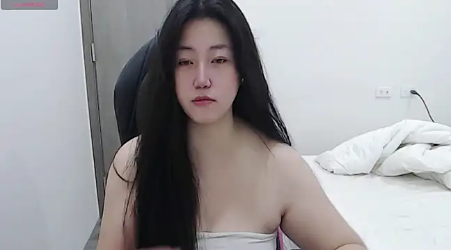 Snapshot of minnie9009 chatting on 02-13-25, 07:56 minnie9009 online show from 02-13-25, 07:56