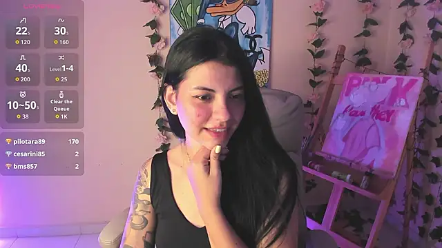 Snapshot of valu_557 chatting on 03-08-26, 02:04 valu 557 online show from 03-08-26, 02:04