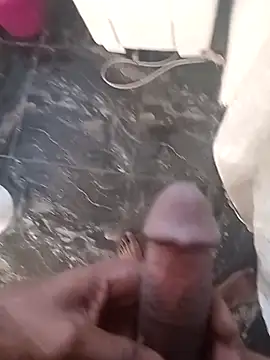 Snapshot of mario0212 chatting on 11-03-25, 12:39 mario0212 online show from 11-03-25, 12:39