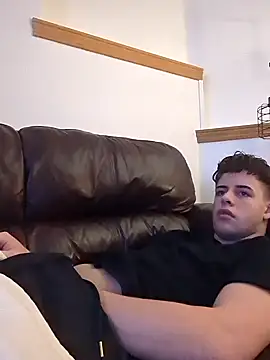 young18dick  online show from 01-10-25, 07:14