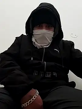 Snapshot of 13lusty chatting on 01-09-25, 10:20 13lusty online show from 01-09-25, 10:20